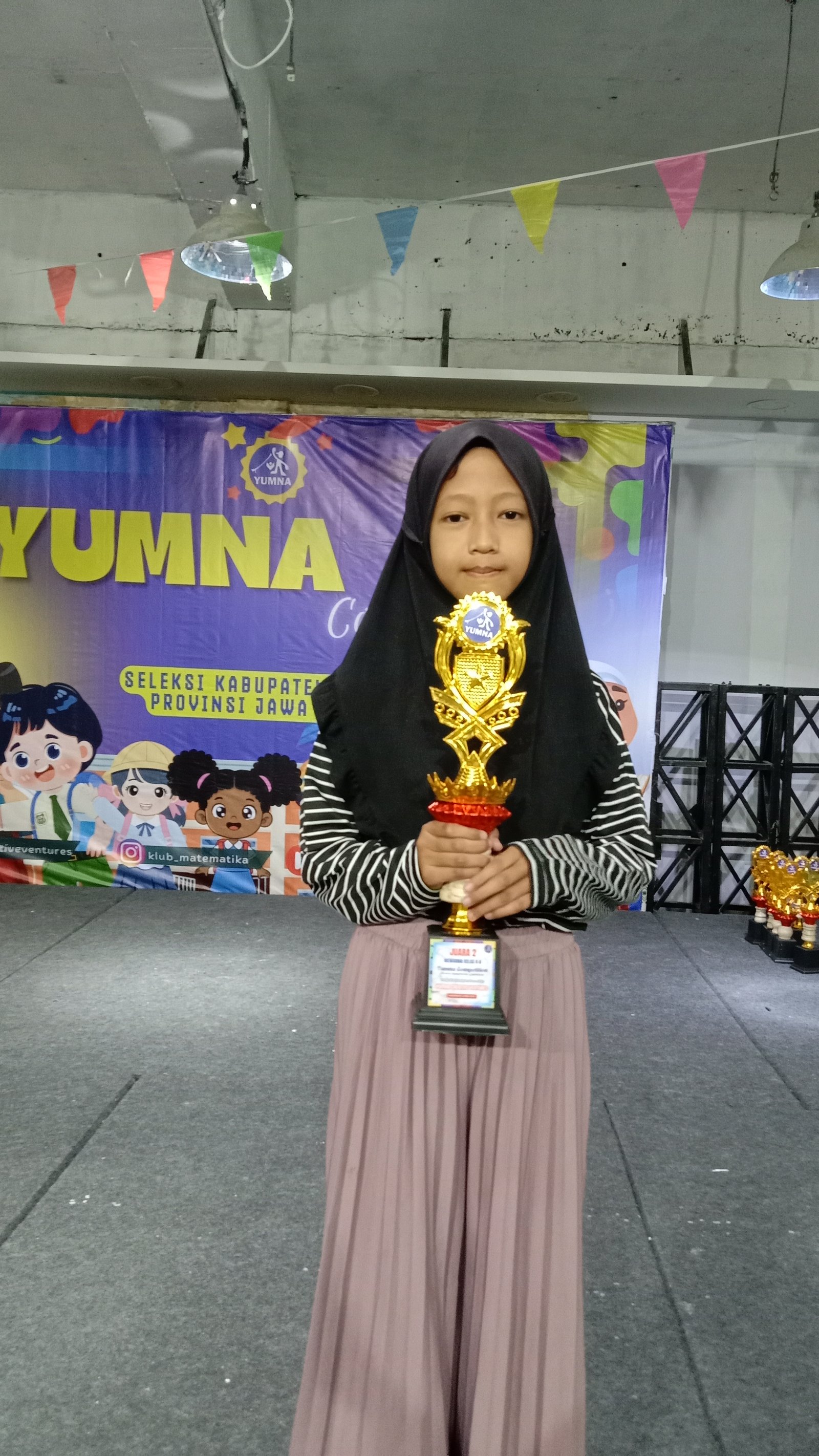 Prestasi Membanggakan! Elvira Khoirunnisa Raih Juara 2 Lomba Mewarnai Yumna Competition Tingkat Kabupaten Lamongan