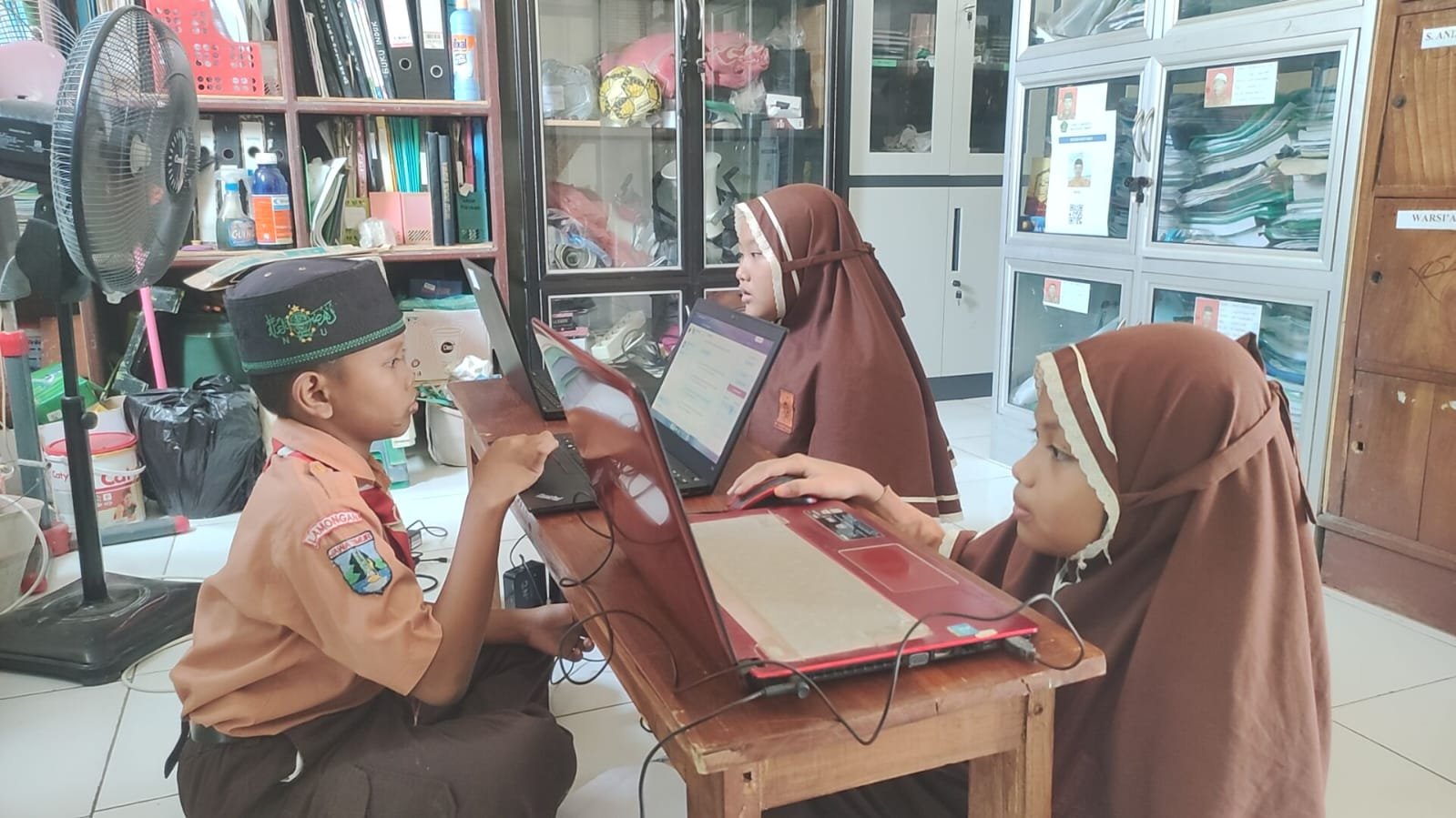 MI Thoriqotus Salam Gelar Uji Coba CBT OMI 2026, Siswa Siapkan Diri Hadapi Olimpiade Madrasah Indonesia
