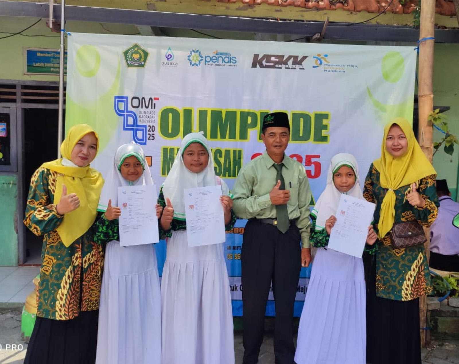 Delegasi MI Thoriqotus Salam Bersinar di Olimpiade Madrasah Indonesia 2025 Tingkat Kecamatan Kalitengah